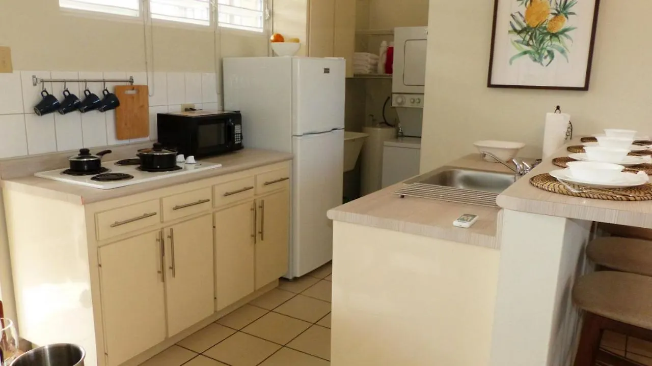 #2 Apt W/Tv Netflix Wifi A/C Hot Water Laundry Apartment Utuado 0*,  Puerto Rico