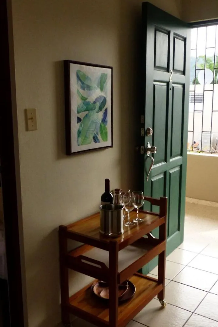 #2 Apt W/Tv Netflix Wifi A/C Hot Water Laundry Apartment Utuado 0*,
